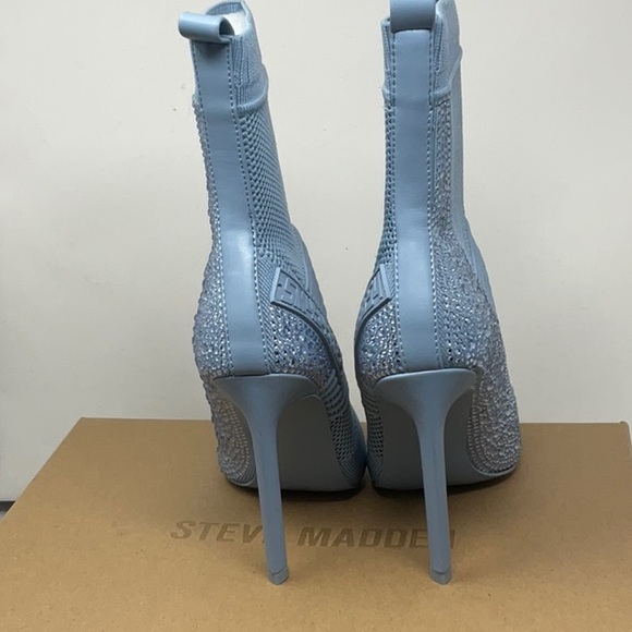 NIB Steve Madden Maxwelle pointed toe knit boots, size 9 - Picture 4 of 7